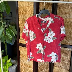 Flowy Women’s Hawaiian Tee
